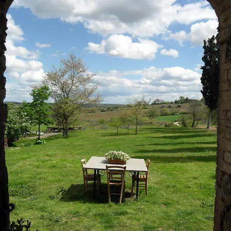 Podere Pievina Delle Corti - Dimora Di Campagna Séjour à la campagne Sinalunga